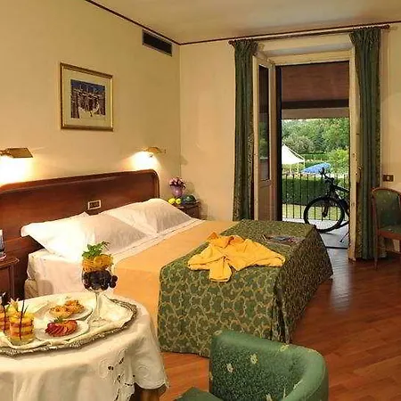 Relais San Clemente 4*